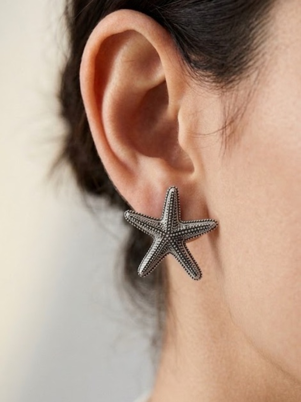 Zara Starfish Earrings in Silver Tone